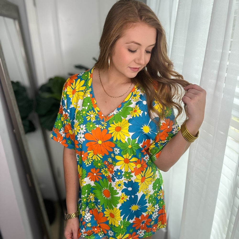 Retro Floral V-Neck Top